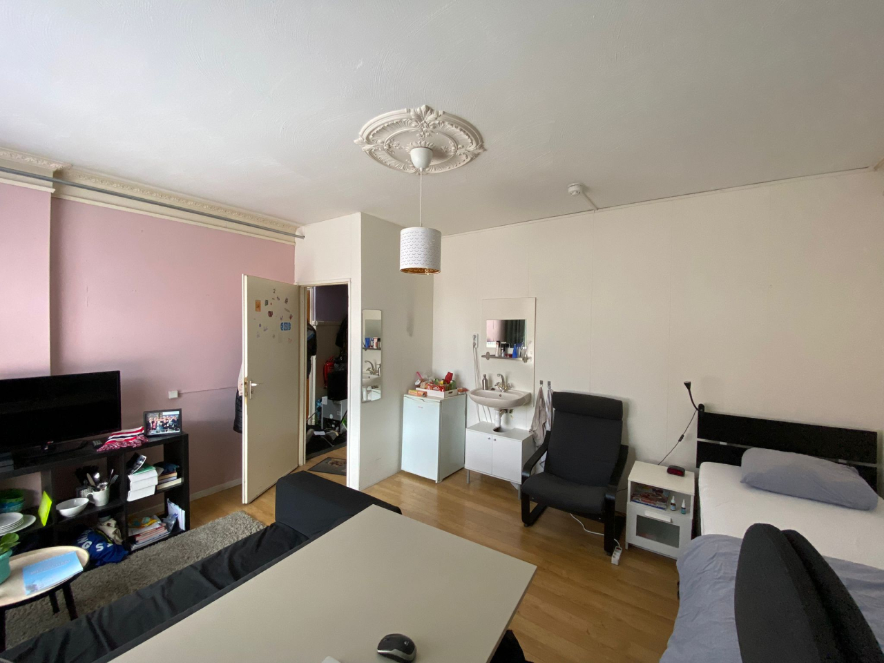 Bekijk foto 1/1 van house in Tilburg
