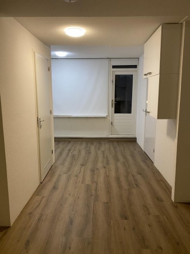 studios te huur op Sibeliusstraat